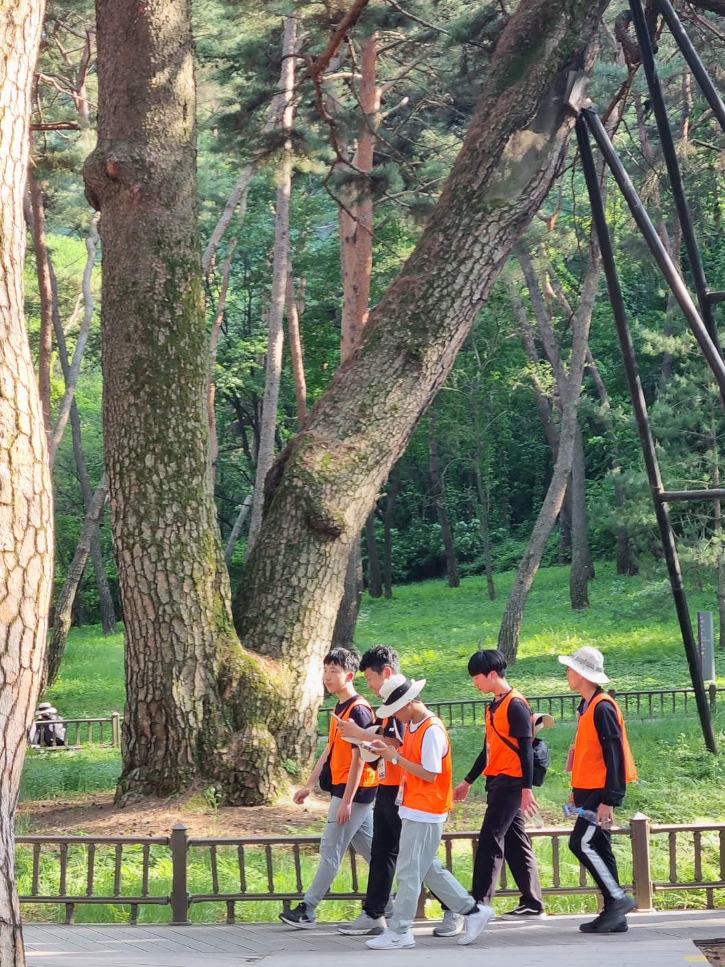 KakaoTalk_20230517_190059429_09